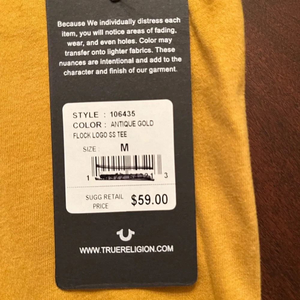 True Religion tee NWT